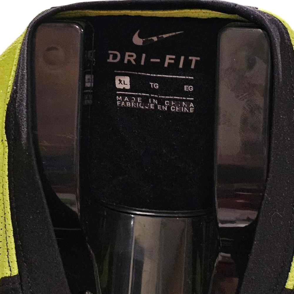 Nike Dri-Fit XL Boys Performance Tee - Active Wear Black Shirt - Size XL - Picture 2 of 5